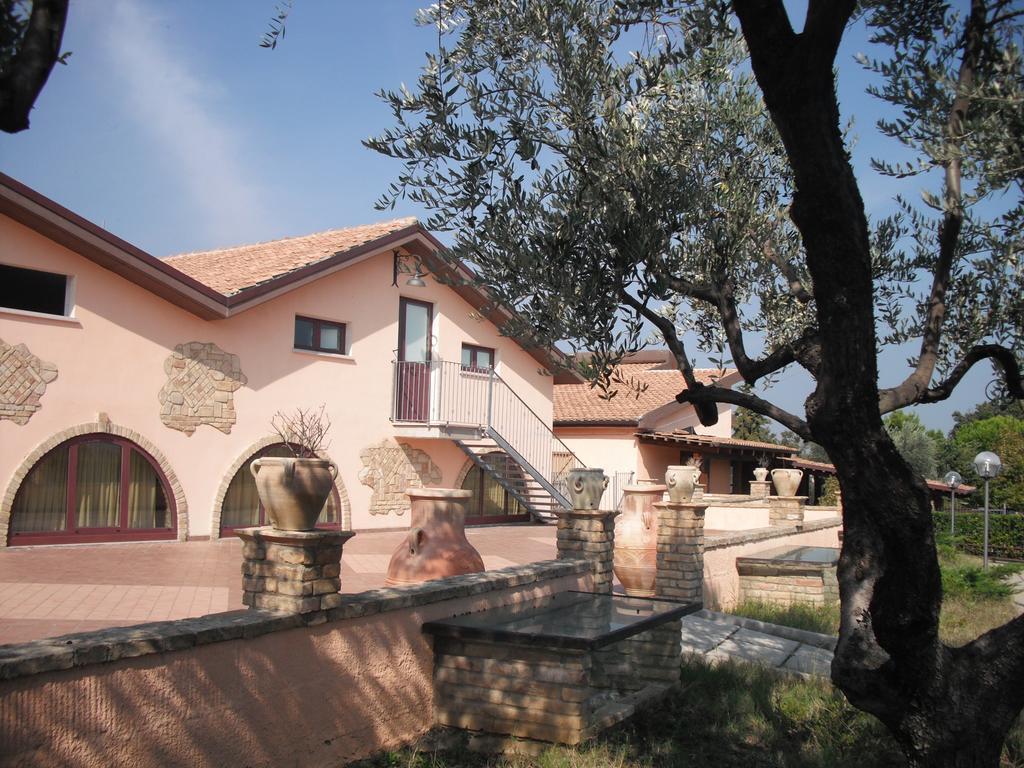 Azienda Vitivinicola Sergio Del Casale Vasto Esterno foto